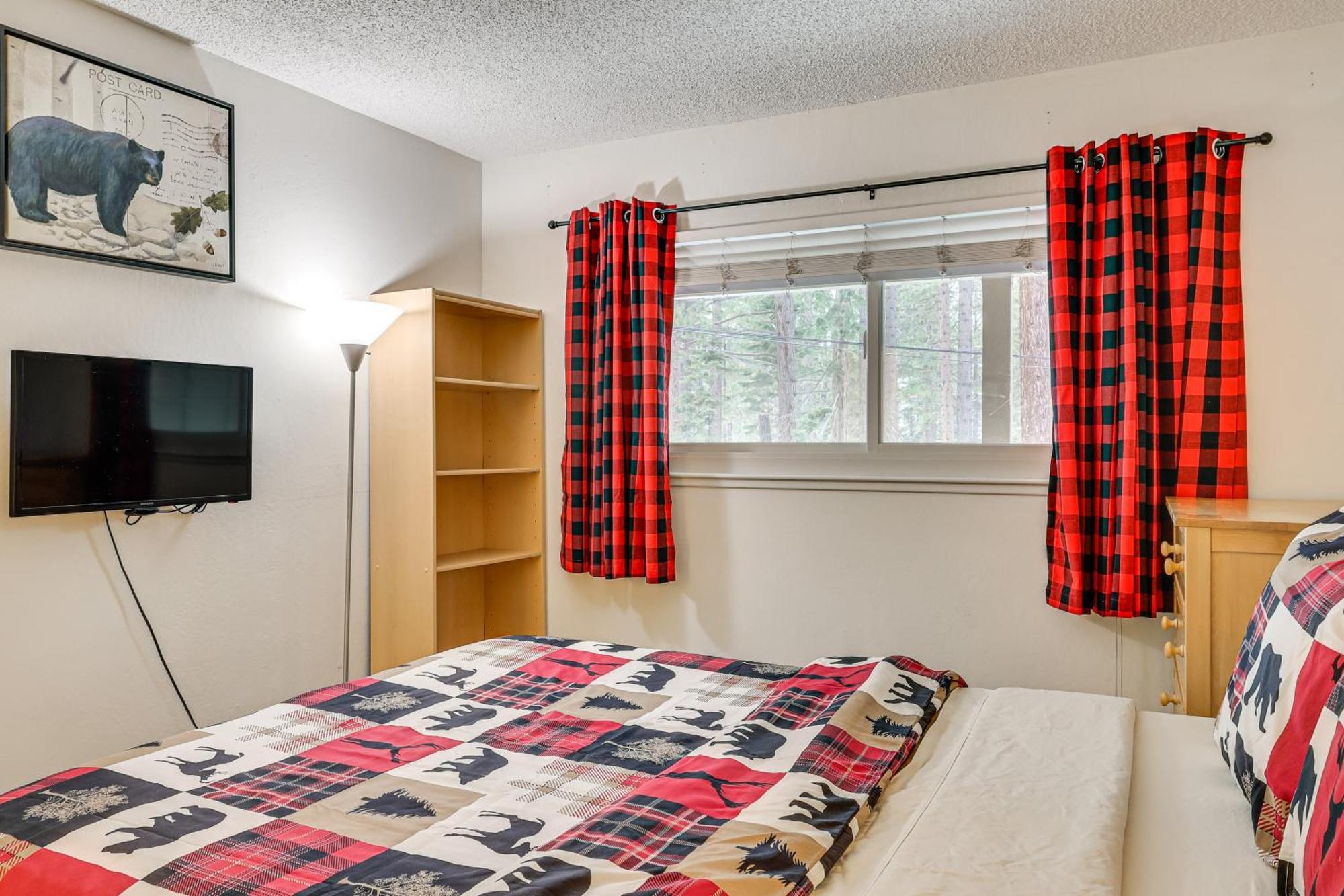 Incline Village Condo With Deck 1 Mi To Lake Tahoe Екстериор снимка
